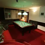 호텔 Saloon 즐린