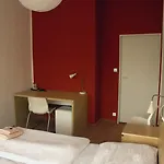 호텔 Saloon 즐린