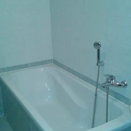 Saloon Hotel 3*