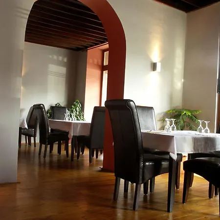 Hotel Saloon 3*
