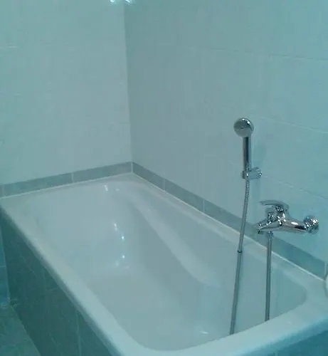 Saloon Hotel 3*