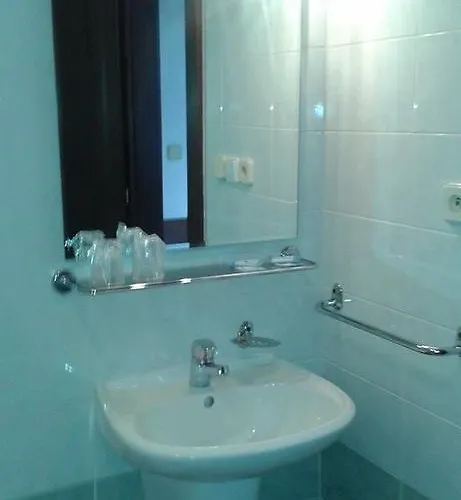 Saloon 3* Zlín